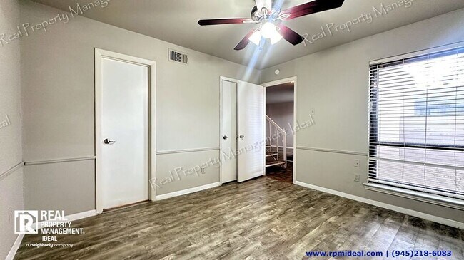 Building Photo - 3045 Park Ln