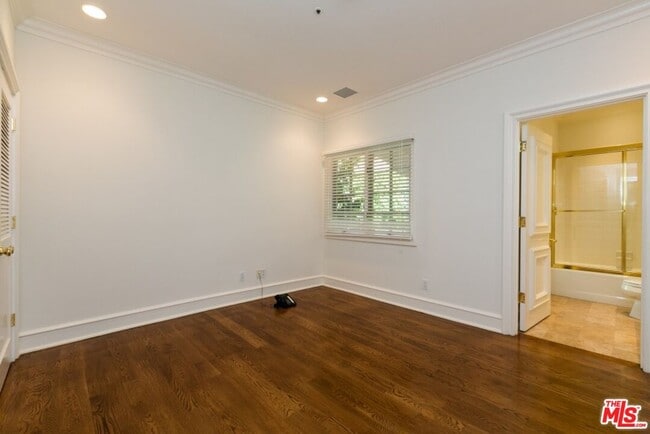 Building Photo - 1450 Cuesta Linda Dr