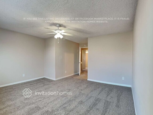 Building Photo - 3888 S Biscay St