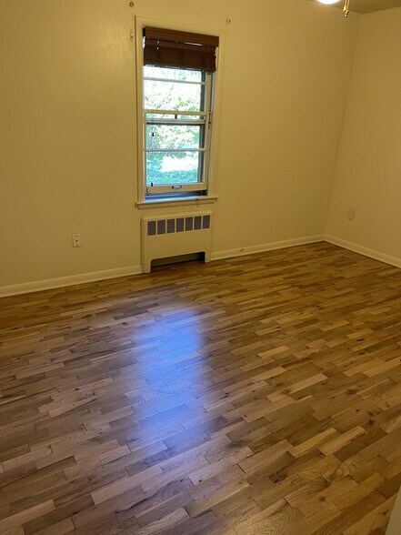Building Photo - 1416 Arborview Blvd