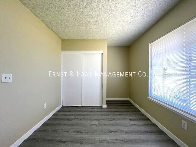 Building Photo - 17182 Berlin Ln
