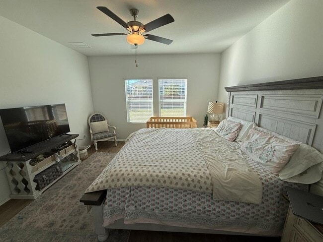 Building Photo - 380 Mendoza