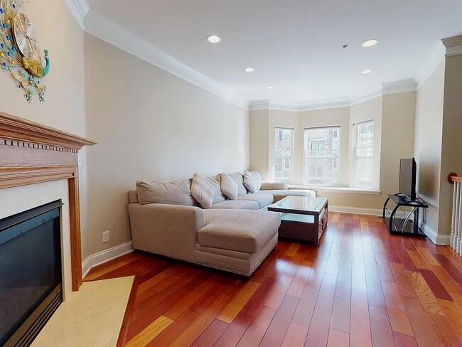 Building Photo - 70 Osprey Ct