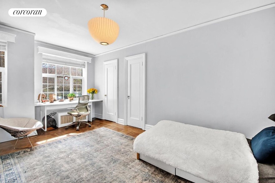 Building Photo - 116 Pinehurst Ave