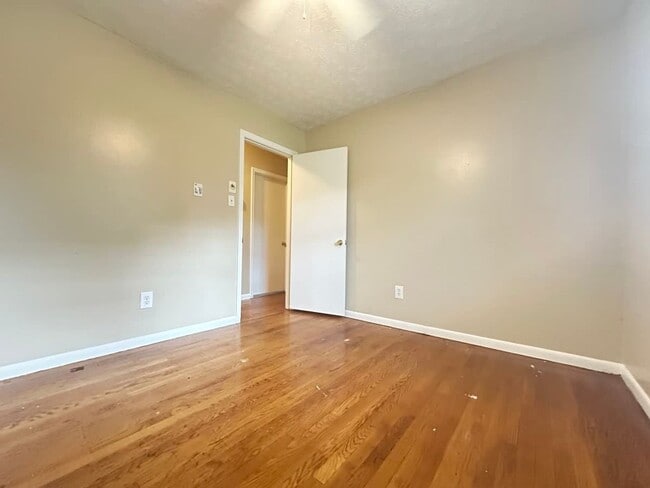 Building Photo - 1869 Costigan Dr