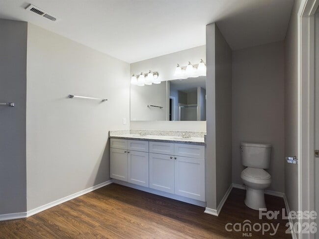 Building Photo - 12621 Dervish Ln