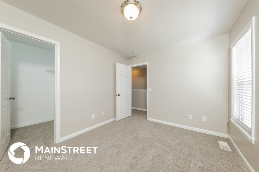 Building Photo - 1501 Birkdale Ct