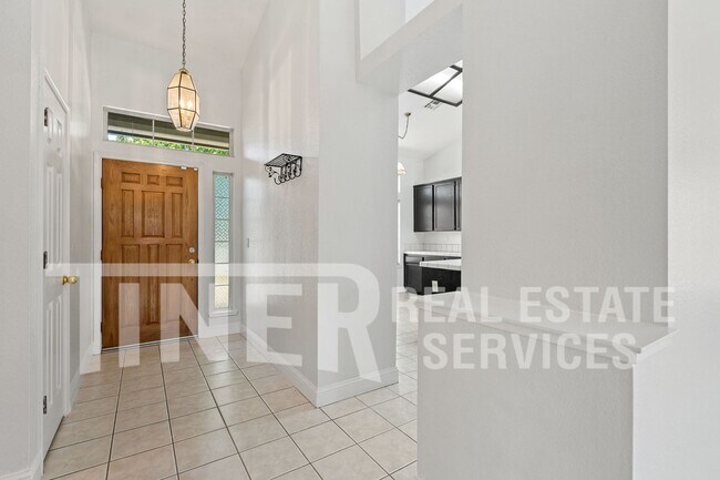 Building Photo - 7661 Copper Cove Pl