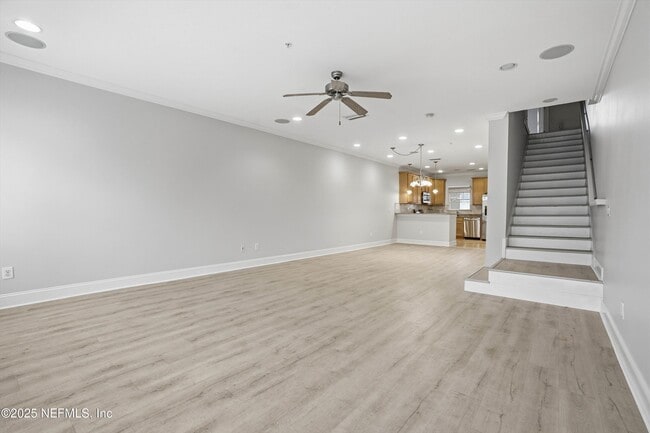 Building Photo - 1330 2nd St S