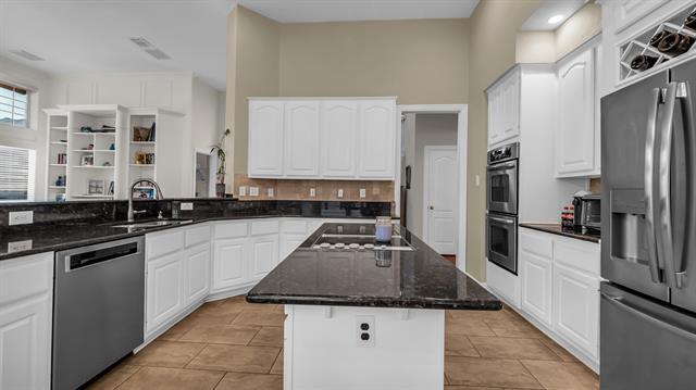 Building Photo - 6740 Magnum Dr