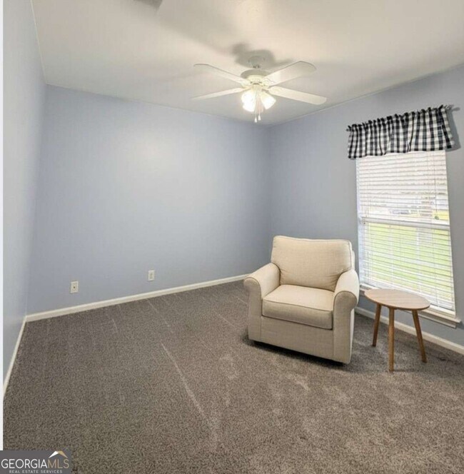 Building Photo - 105 Juliana Pl