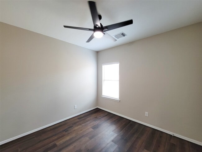 Building Photo - 11130 Celano Dr