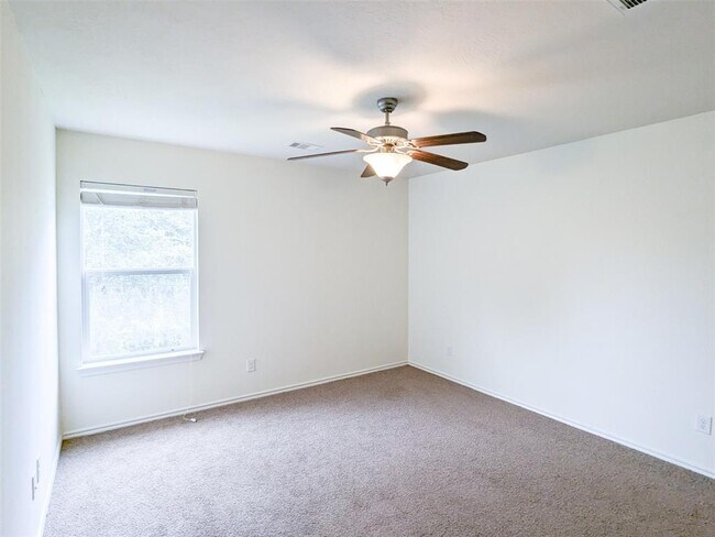 Building Photo - 6223 Summerfield Glade Ln