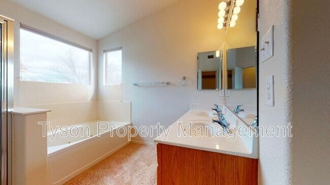 Building Photo - 3422 Stony Meadows Cir