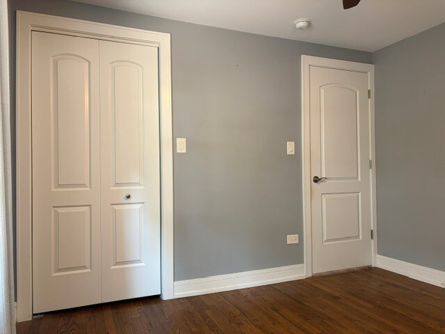 Building Photo - 5129 W 64th Pl