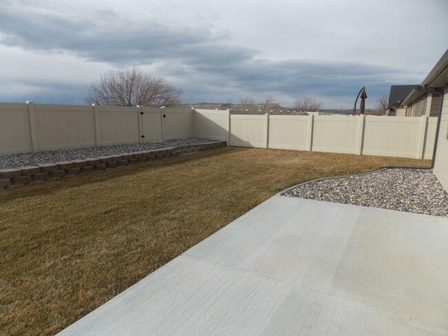 Building Photo - 3 bedroom in Billings MT 59106