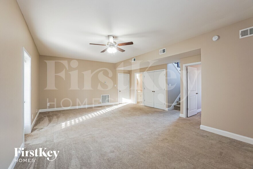 Building Photo - 2592 Hattington Dr