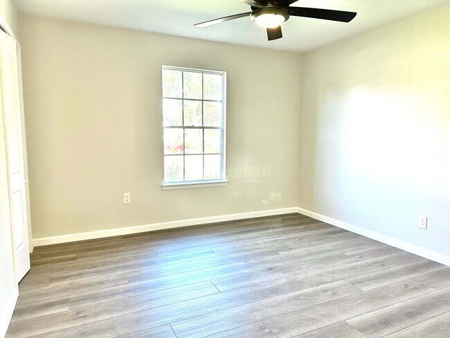 Building Photo - 7615 Long Meadow Ln