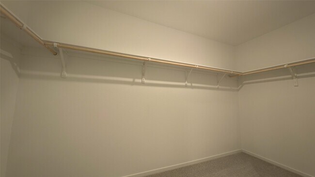 Building Photo - 16806 Old Wagon Wy