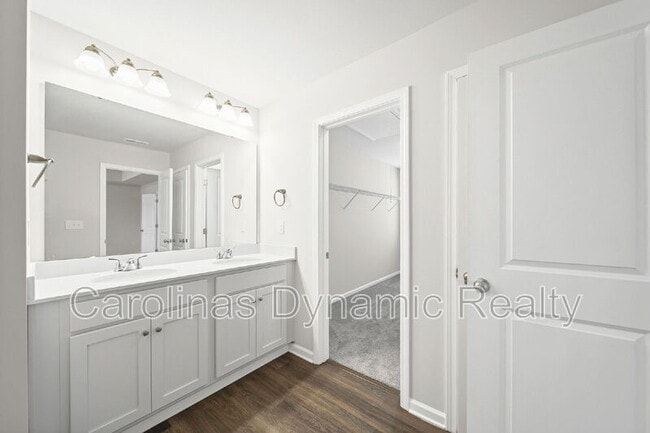 Building Photo - 133 Pumice Dr