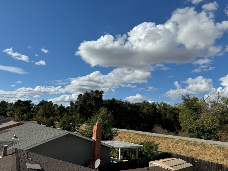 Building Photo - 141 Waterglen Cir