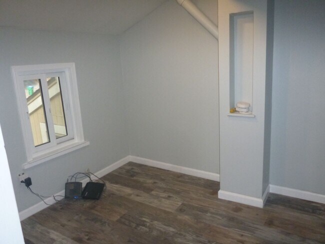 Building Photo - 1047 War Bonnet Way