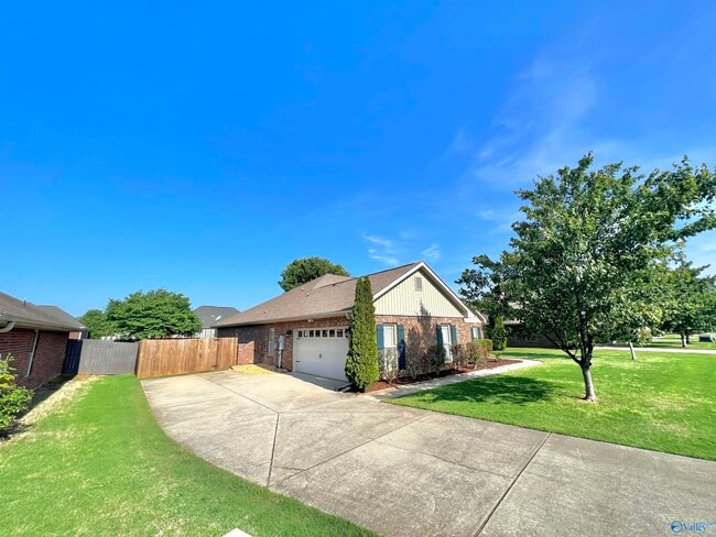 Building Photo - 630 Summer Cove Cir NW