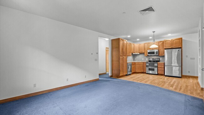 Building Photo - 2520 S Grand Ave