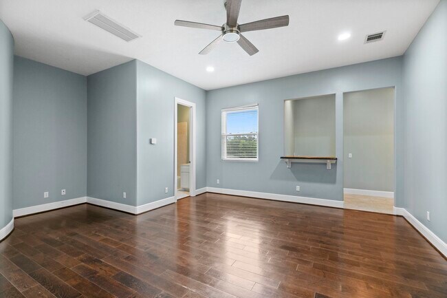 Building Photo - 4626 Braeburn Dr