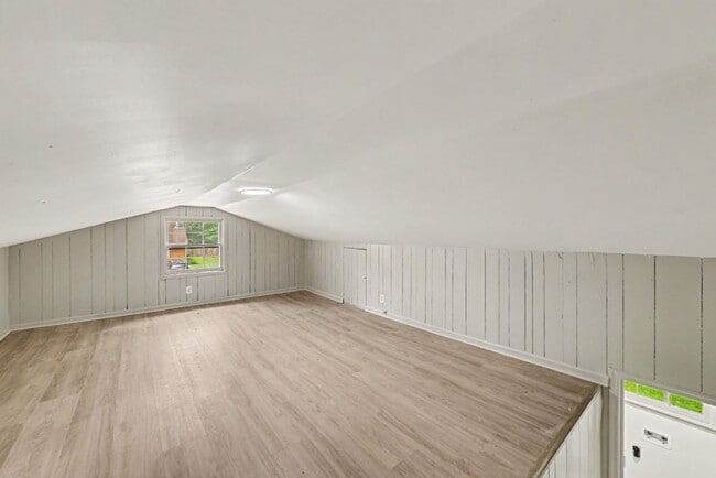 Building Photo - 130 Sandtrap Rd