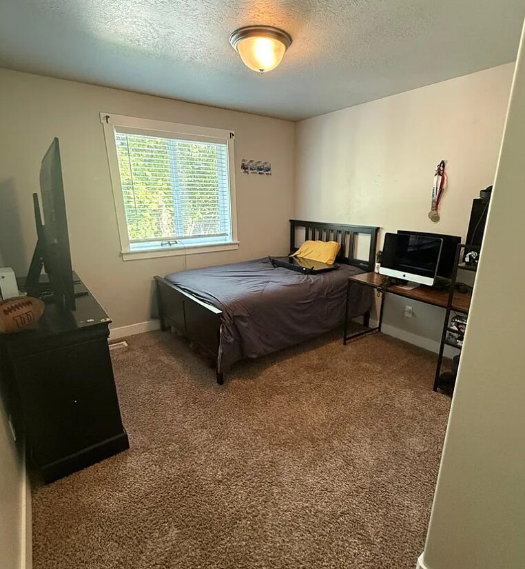 Building Photo - 12 N 450 W