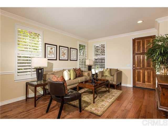 Building Photo - 6418 Live Oaks Dr
