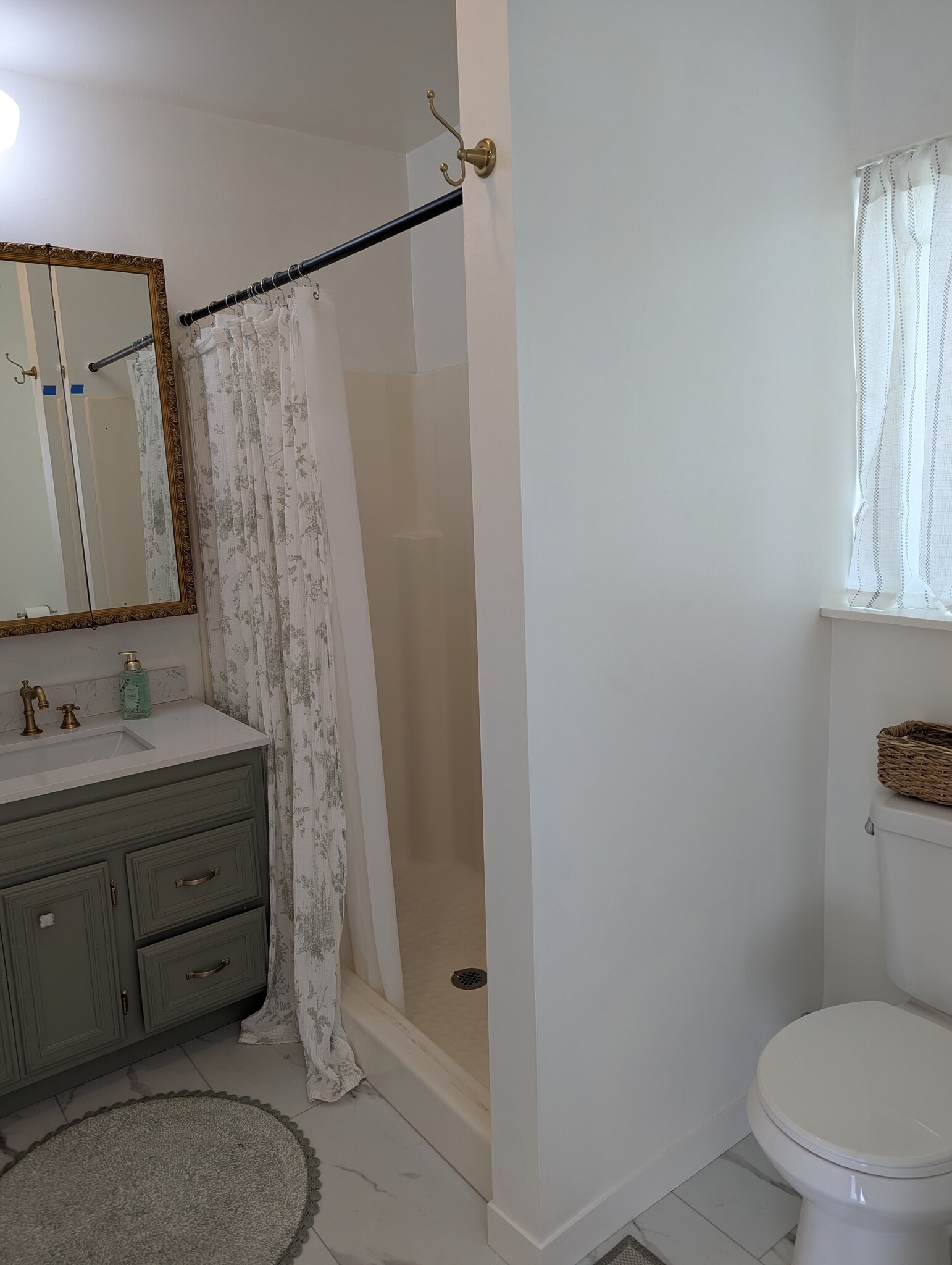 Building Photo - 4828 Grand Ave