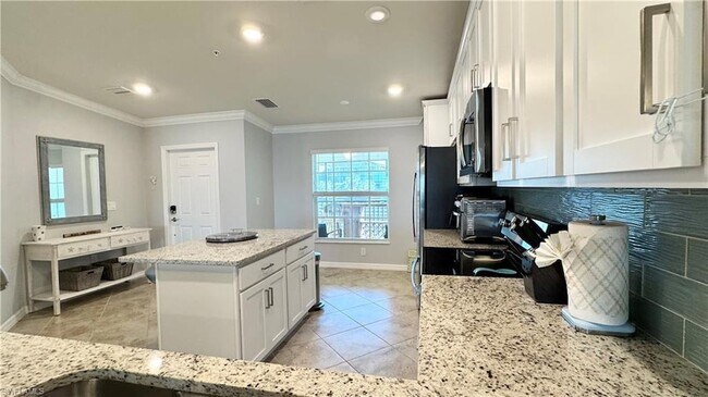 Building Photo - 43011 Greenway Blvd