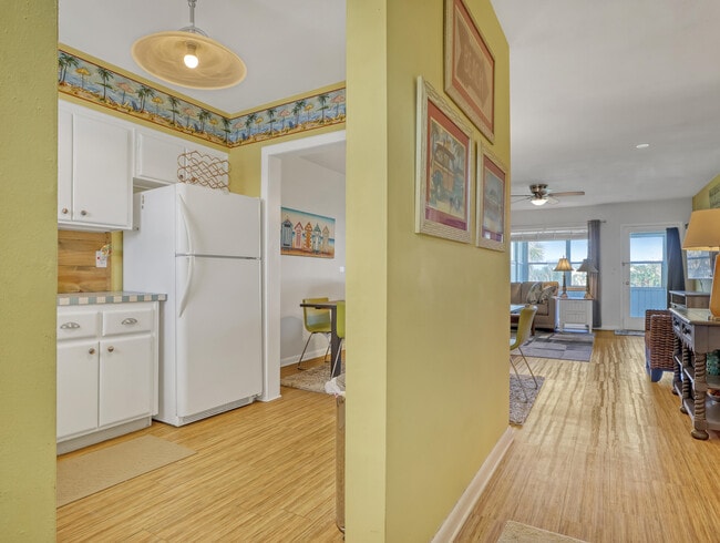 Building Photo - 2186 Jimmy Buffett Mem Hwy