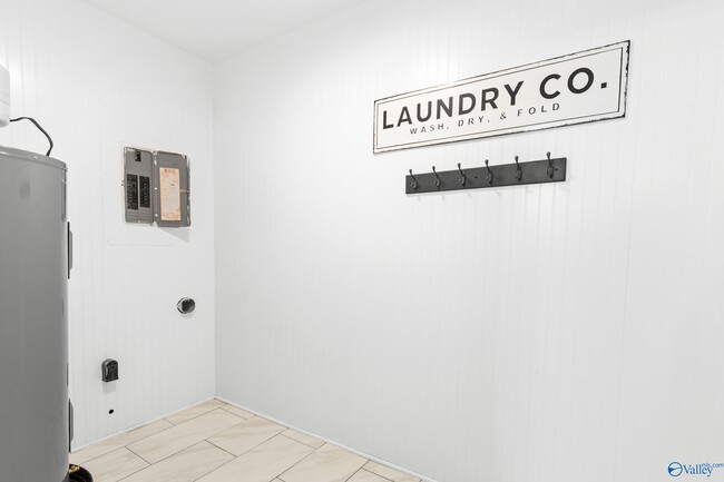 Building Photo - 3608 Northwest Crestmore Avenue