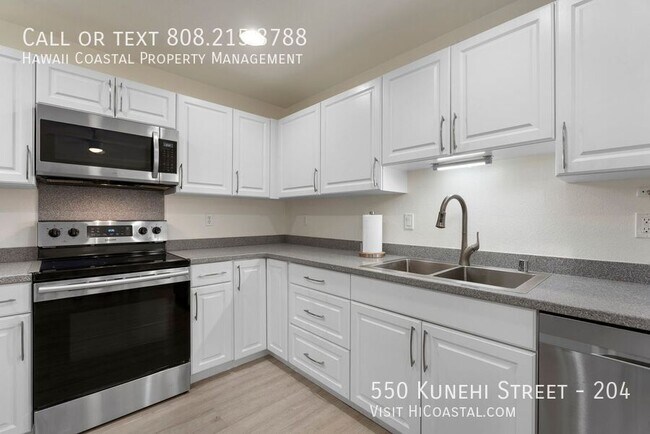 Building Photo - 550 Kunehi St