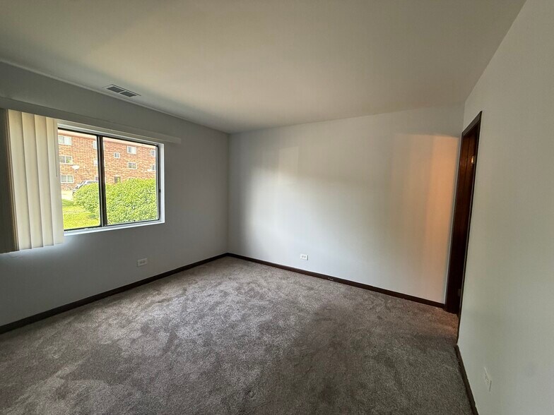 Building Photo - 9040 Orland Ct