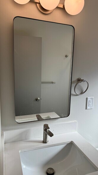 Building Photo - 3640 West St