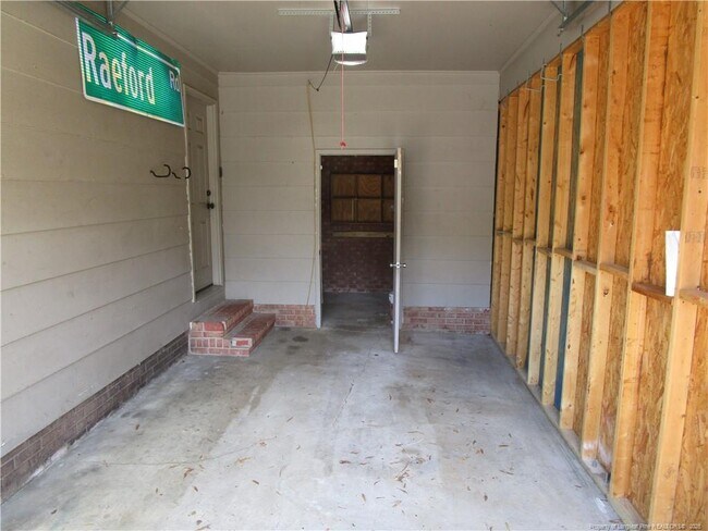 Building Photo - 1421 Berkshire Rd