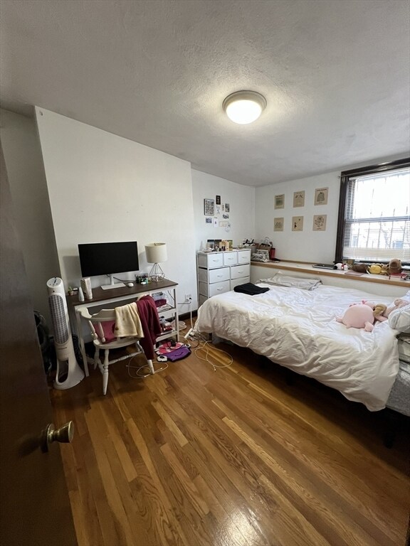 Building Photo - 518 Massachusetts Ave