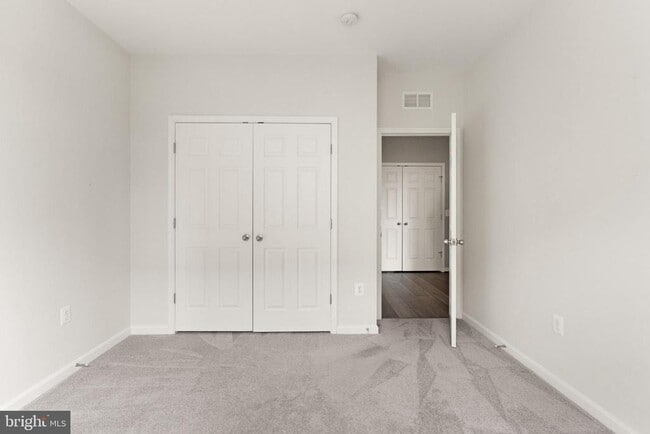 Building Photo - 9541 Center St