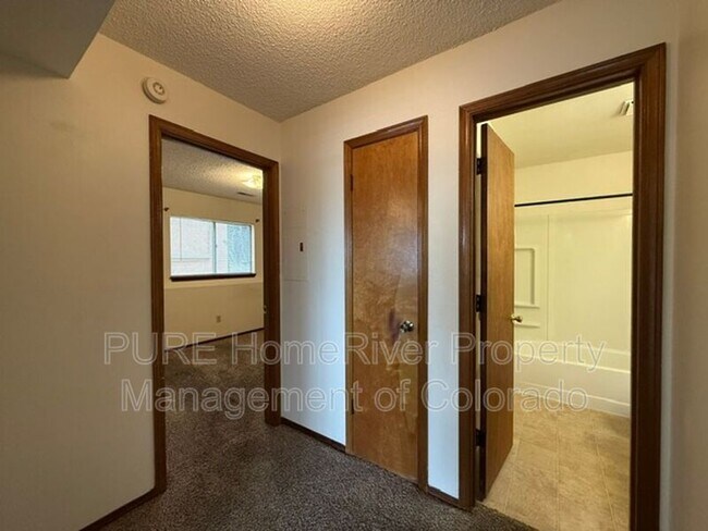 Building Photo - 1122 Yuma St