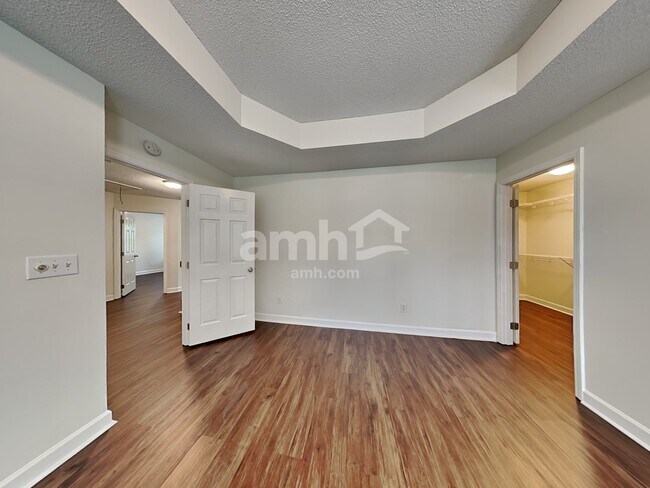 Building Photo - 1900 Spanish Bay Ct