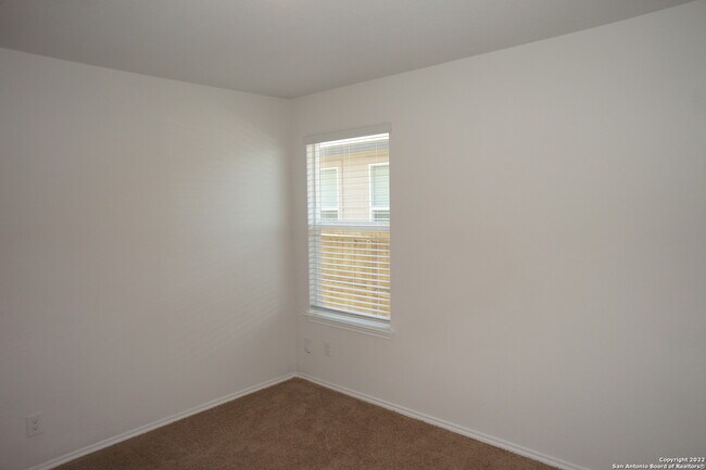Building Photo - 3327 Stoney Knoll