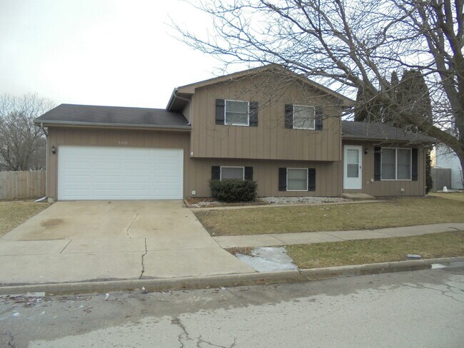 Building Photo - 3414 Cathy Dr