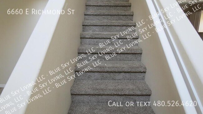 Building Photo - 6660 E Richmond St