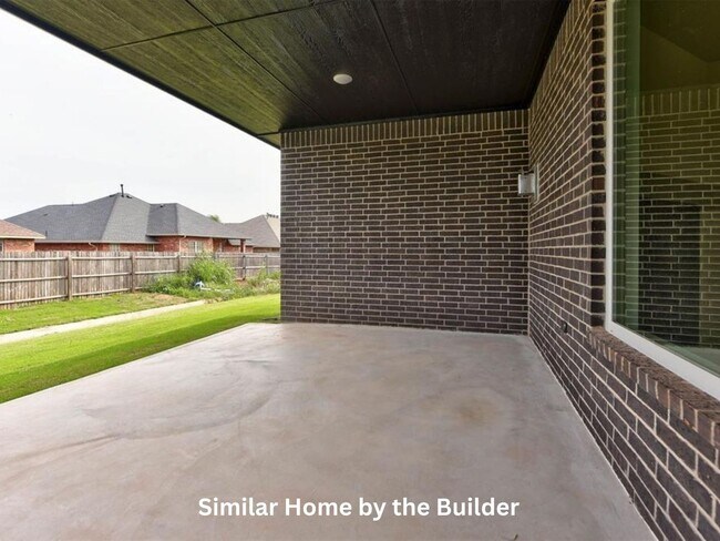 Building Photo - Stunning New Home in Mustang w/ 3-Car Garage