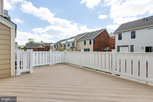 Building Photo - 2612 Maple Rock Rd