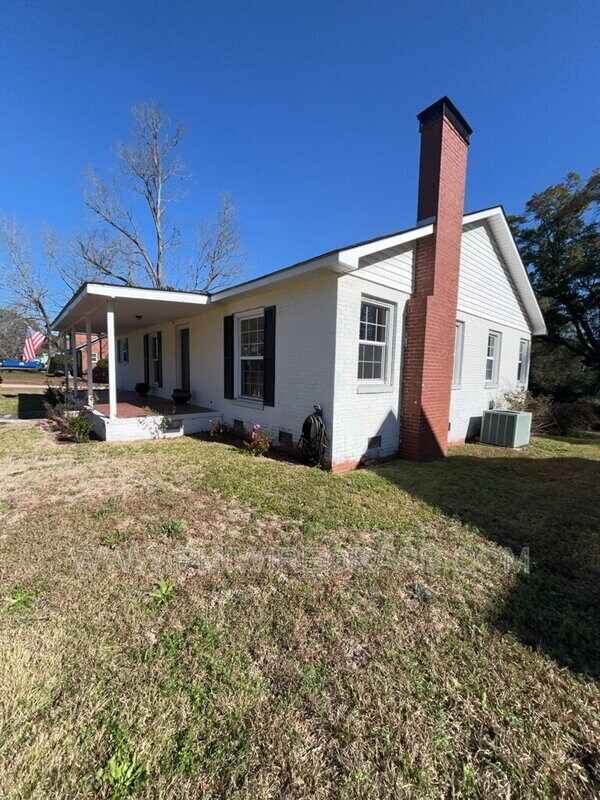 Building Photo - 106 Highland Dr